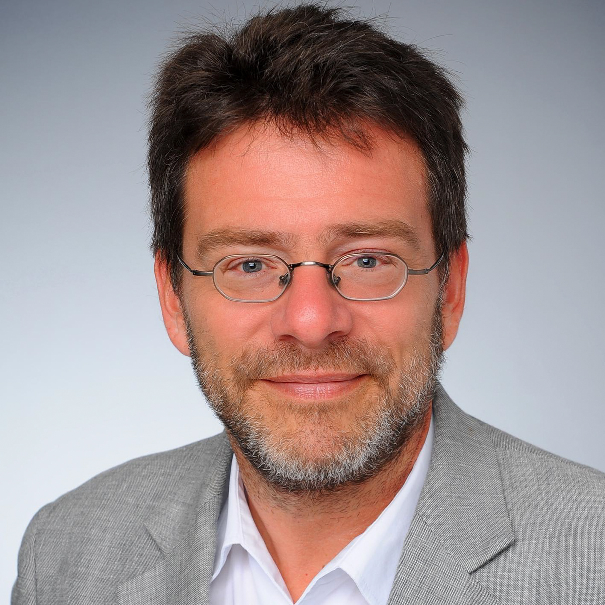 WDR5 Quarks: Fragen zum Lebensende mit Prof. Dr. Raymond Voltz