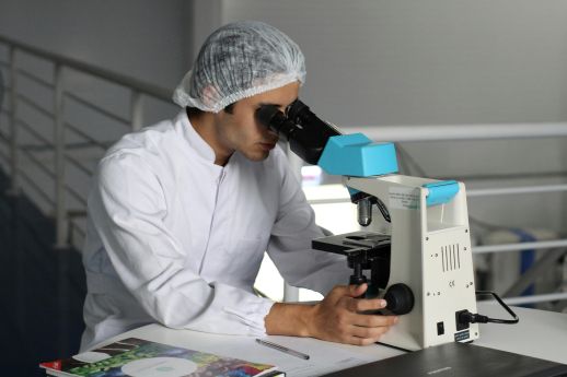 Medizin-Nobelpreis geht an Immunforschung – Buddies sind gespannt auf neue Therapien